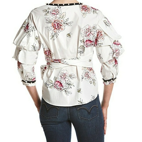 Pearl Detail Floral Pattern Top🌸 - Picture 3 of 4